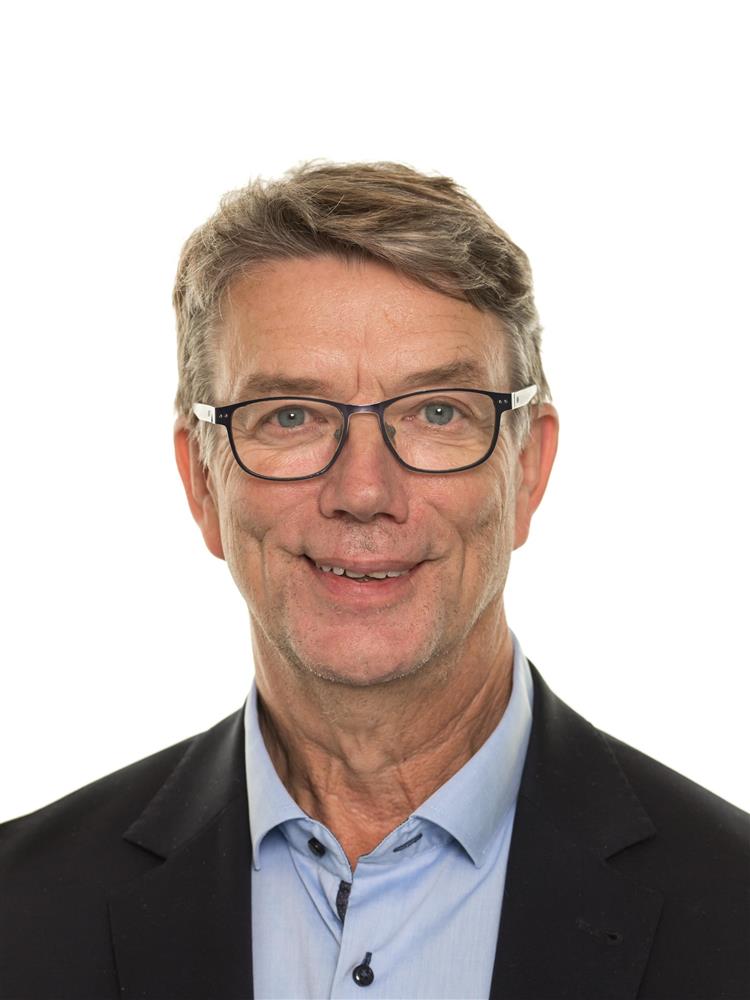 Håkon Myrvang, AP - Klikk for stort bilete